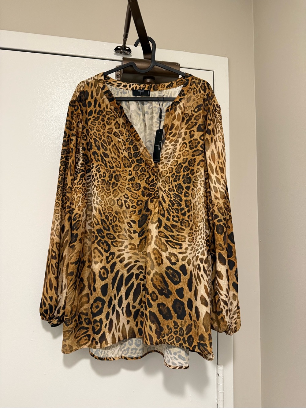 Tahari Leopard Print V-Neck Tunic - Brown & Black